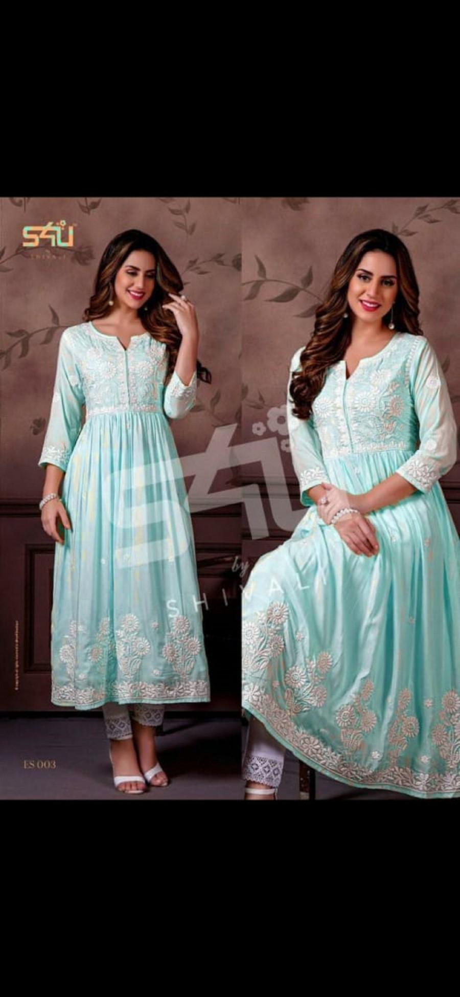 Mariage - Indian Bollywood Designer Women  Beautiful Embroidery Work Rayon Fabric Anarkali Kurti With Embroidered Pant.Fres Express Shipping In USA/UK