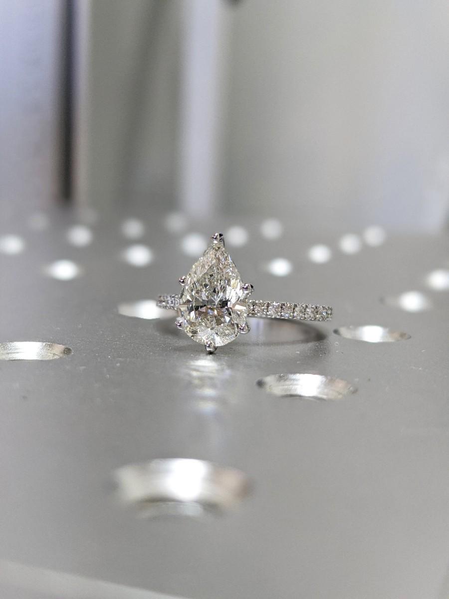 Свадьба - 14K Solid Gold Engagement Ring /1.25CT Pear Moissanite Diamond Wedding Ring/Moissanite Engagement Ring/Stack Ring/Promise ring/Rose gold