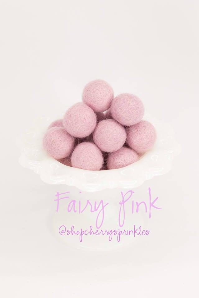 زفاف - FAIRY PINK -2cm 100% Wool Felt Balls -Felt Poms *Pink Wool Balls, DIY Pom Pom Garland - diy Felt Ball Garland * Wool Balls *Mantel Decor