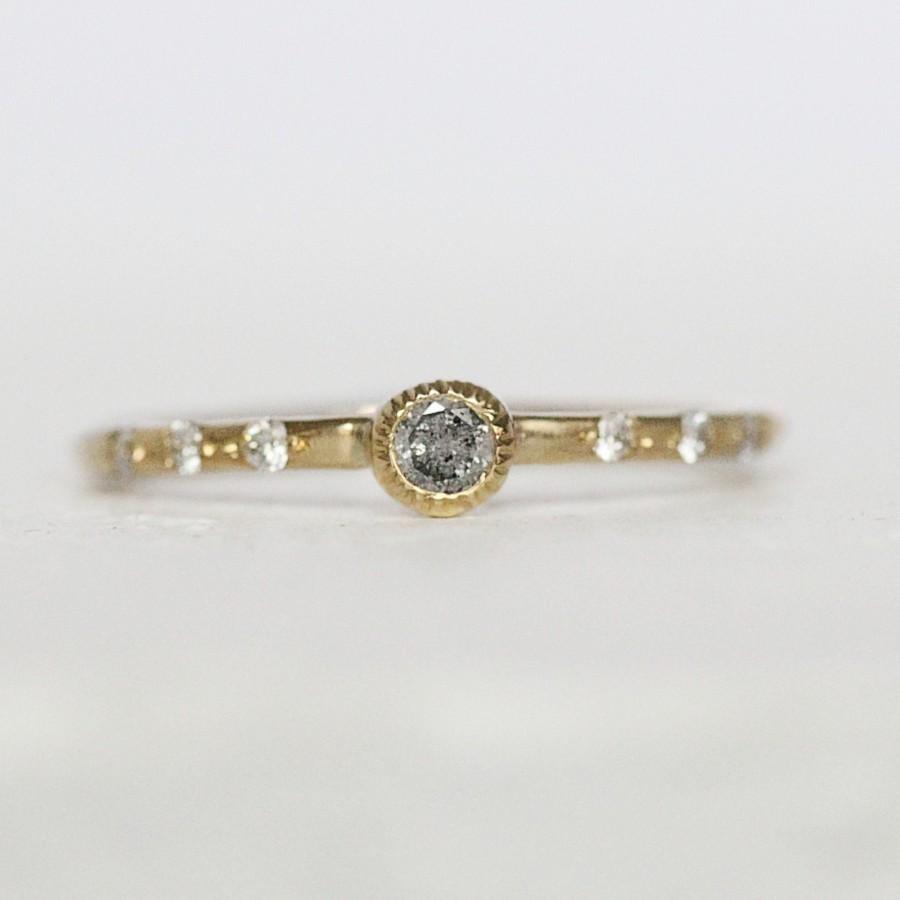 Hochzeit - Salt and Pepper Diamond Ring - Grey Diamond Engagement Ring - 9k Gold Grey Salt and Pepper - Grey Diamond Ring