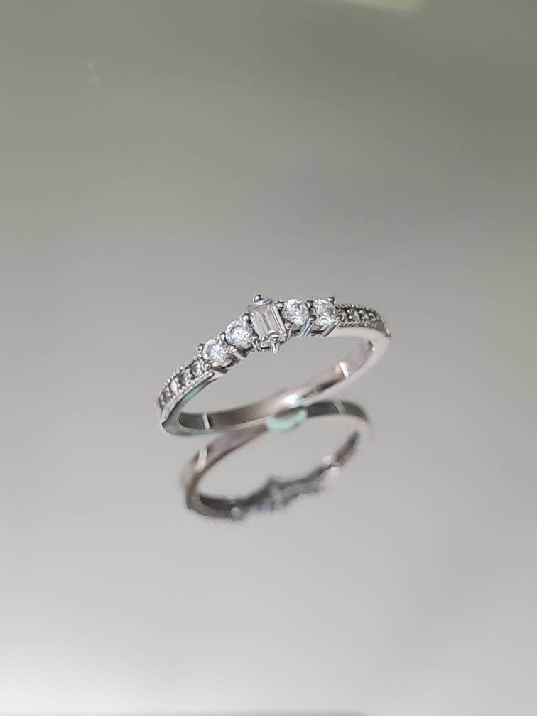 زفاف - Dainty Ring, Sterling Silver Women Ring, 925 Stamped, Brides Ring, Engagement Ring, Wedding Band, Anniversary Gift