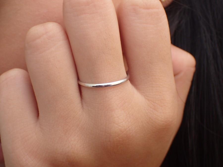 Hochzeit - 1.8mm Platinum Band, Simple Thin Wedding Band, Half Dome Smooth Plain Band, Thin Dainty Band, Stackable Band