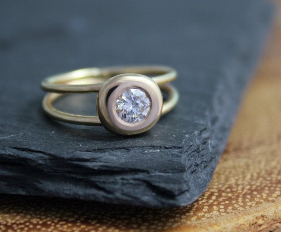 Mariage - Diamond Pebble Ring, Split Shank Ring, 14k Yellow Gold Diamond Ring, Alternative Engagement Ring, Halo Ring, Made to order