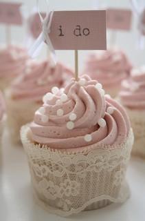 Wedding - Homemade Yummy Wedding Cupcake Decorating ♥ Elegant "I Do" Lace Wedding Cupcakes