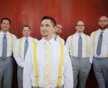 Свадьба - Вдохновленный этой современной Смог Shoppe серый и желтый Свадебные