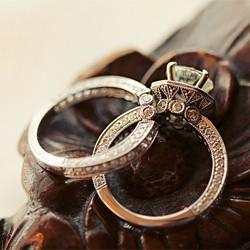 Hochzeit - Vintage Diamond Trauringe
