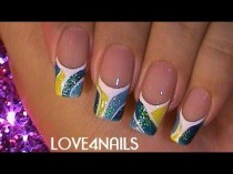 wedding photo - Vacay Nails Inspired by the Colors of the Sun Sky & Ocean