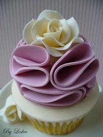wedding photo - Vintage pink ruffles cupcake