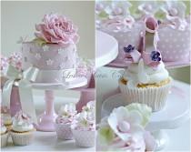 wedding photo - Pink birthday cake
