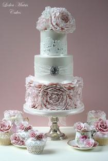 wedding photo - Pink peony ruffles cake