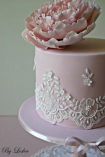 wedding photo - Piped lace with pink peony