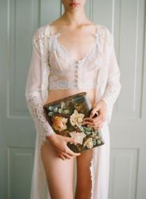 wedding photo - Wedding lingerie: Getting glamourous at the end of the big day