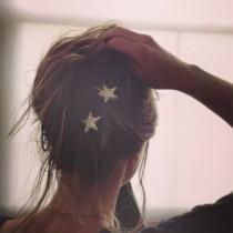 wedding photo - Free Spirited Friday – She wore stars in her hair