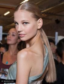 wedding photo - Our 5 Favorite Beauty Trends From NYFW Spring 2014