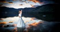wedding photo - Trash the Dress en el Lago de Sanabria