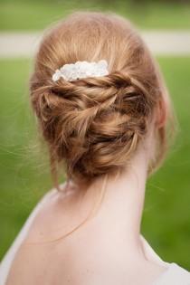 wedding photo - 10 Gorgeous Updo Wedding Hairstyles For Your Big Day