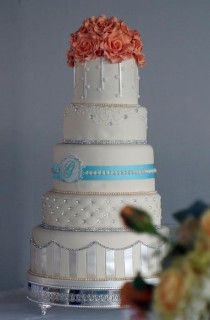wedding photo - 5 Tier Wedding Cake