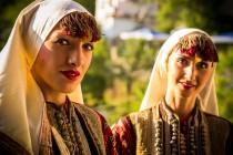 wedding photo - Macedonian Girls in Traditional clothing
