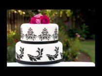 wedding photo - Small Wedding Cake Ideas