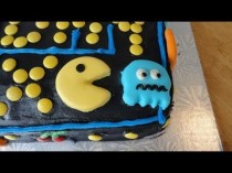 wedding photo - Max's 12Th Birthday Cake :  The Pacman Game Created By Yoyomax12