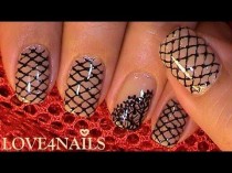 wedding photo - How To Paint A Black Lace Pattern On Your Nails
