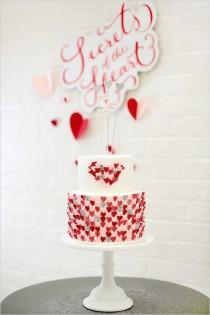 wedding photo - Secrets Of The Heart Wedding Cake