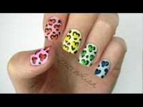 wedding photo - Rainbow Heart Leopard Nails