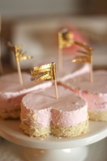 wedding photo - Bridal Showers In Pink And Gold