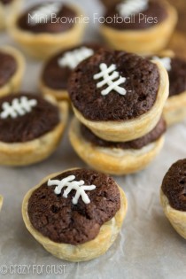wedding photo - Mini Football Brownie Pies