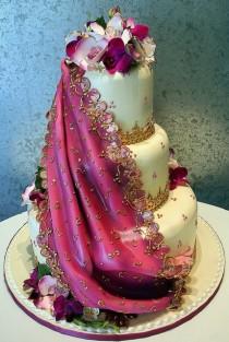 wedding photo - Indian Sari Wedding Cake 