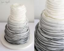 wedding photo - Grey Ombre Wedding Cake