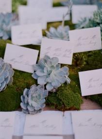 wedding photo - Elegant & Natural Place Cards 