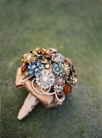 wedding photo - Beautiful Brooch Bouquet 