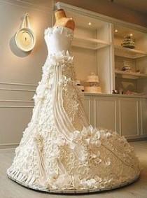 wedding photo - Yes, This Is A Wedding Cake! 
