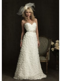 wedding photo -  A-Line Strapless Sweetheart Neck Dropped Sweep Train Lace Wedding Dresses