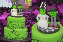 wedding photo - Monster Frankenstein Wedding Cake 