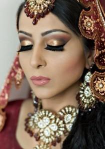 wedding photo - Maquillage de mariée indienne