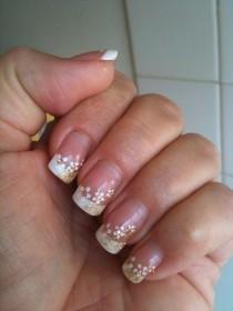 wedding photo - Wedding nail art with white and golden flowers