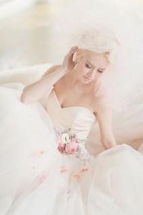 wedding photo - Невеста С Сасс Свадебные Платья