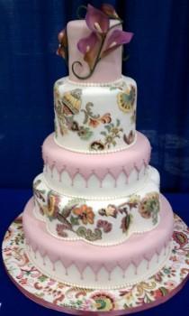 wedding photo - Victorian Floral Cake 