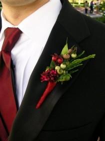 wedding photo - Burgundy Berries With Matching Ribbon 
