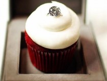 wedding photo - Proposal Cupcake! 