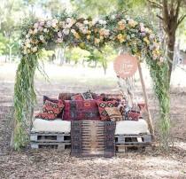 wedding photo - Why It Works Wednesday: The Bohemian Outdoor Palette Lounge