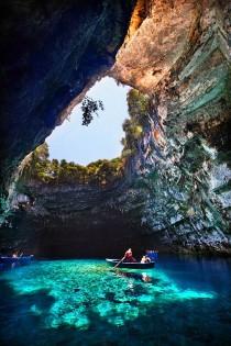 wedding photo - Меллисани Пещера В Греции 