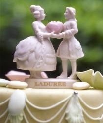 wedding photo - الباروك / الروكوكو - 17th/18th القرن / ماري أنطوانيت الإلهام الزفاف