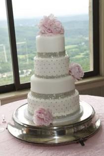 wedding photo -  Pink Bling Wedding Cake 
