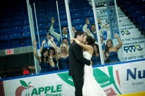 wedding photo - Eishockey-Hochzeit ..