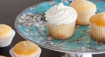 wedding photo - DIY Lemon Buttermilk Cupcakes 