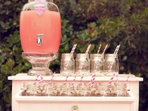 wedding photo - Lemonade Bar (pink Lemonade) 
