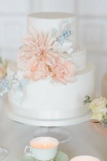wedding photo - Wedding Cake Inspiration From Cakes By Krishanthi